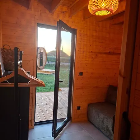 W Sosninie, Stodola * Dzierzenin